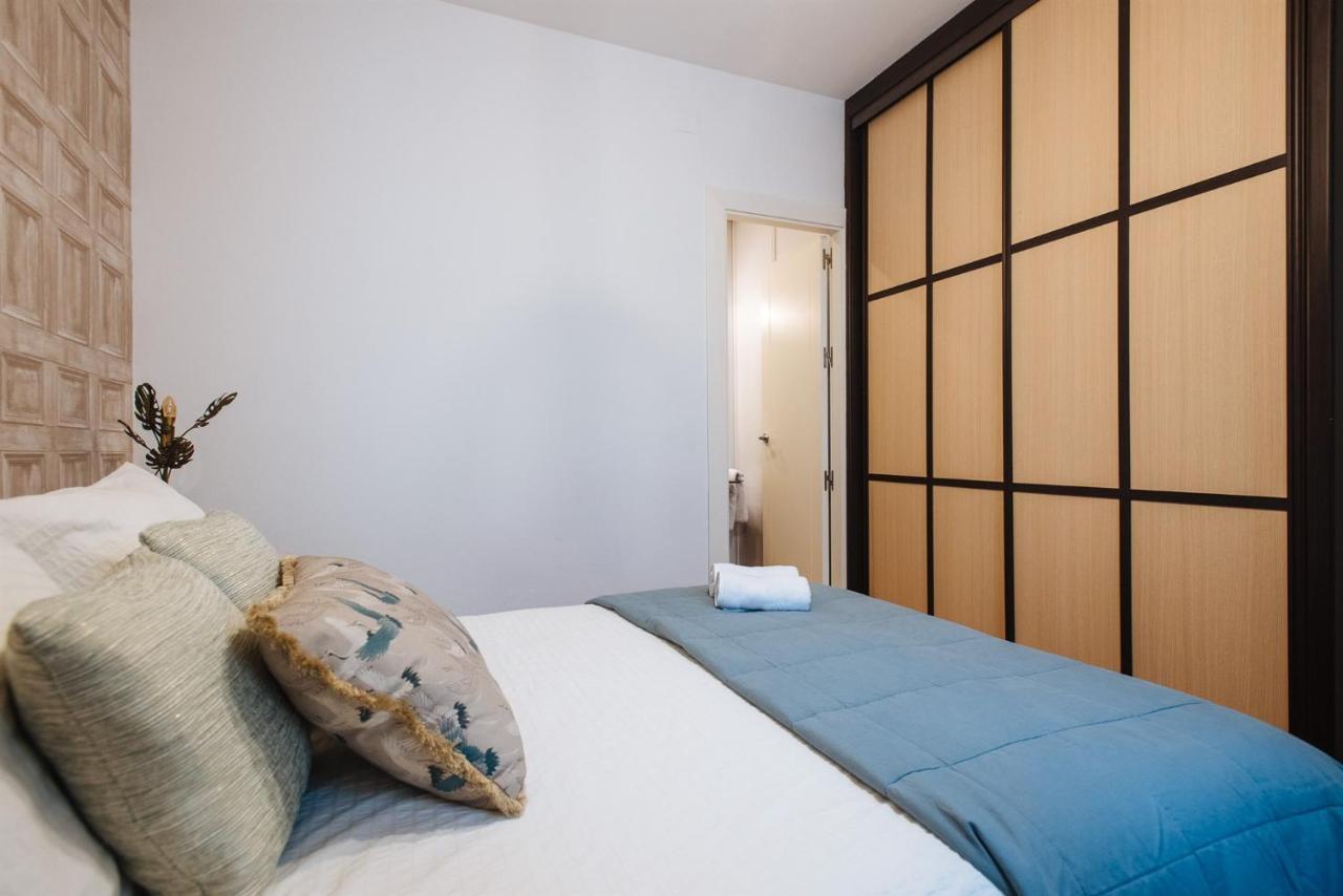Feijoo Suite Apartment Seville Luaran gambar